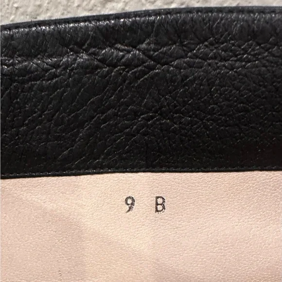 CHANEL Vintage Calf High Boots - Picture 9 of 12